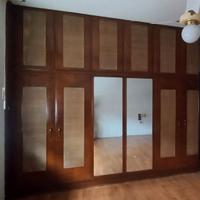 Armadio a 6 ante con specchio centrale