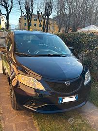 Lancia Ypsilon 1.2 Ecochic GPL