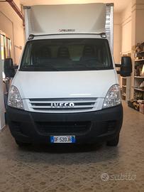 Autocarro iveco daili