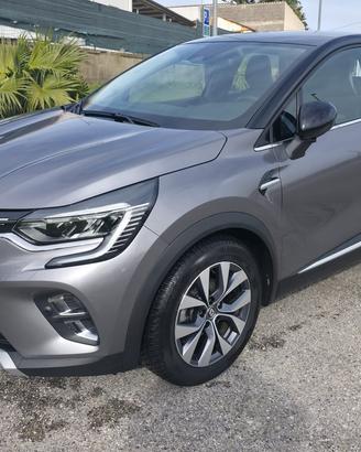 RENAULT CAPTUR  1.6 diesel 116 cv automatica