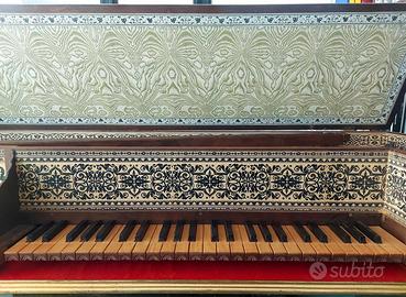 CLAVICEMBALO DA TAVOLO (VIRGINALE) ARTIGIANALE