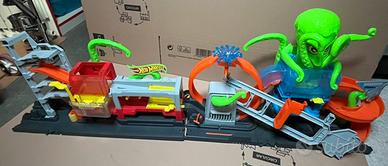 Pista macchinine della Hot Wells personaggio POLIP