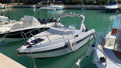 Barca a motore Petrachi Murena - Suzuki 40/70 ARI