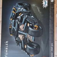 Lego batmobile tumbler  76240 nuova