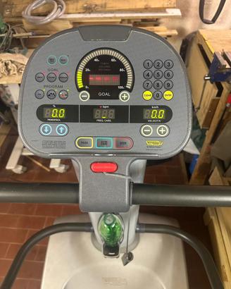 Tapis roulant Technogym