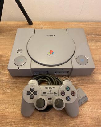 PlayStation 1 Fat SCPH:7002 Completa