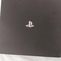 ps4 pro usata + 3 controller ps4