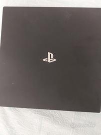 ps4 pro usata + 3 controller ps4