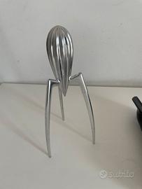 Spremiagrumi Philippe Starck – Alessi Juicy Salif