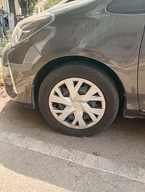 Cerchi in ferro con copricerchi