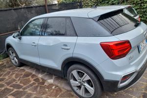audi Q2 GRIGIA