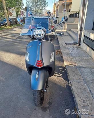 Piaggio vespa gts 300 super sport abs 2019 garanzi
