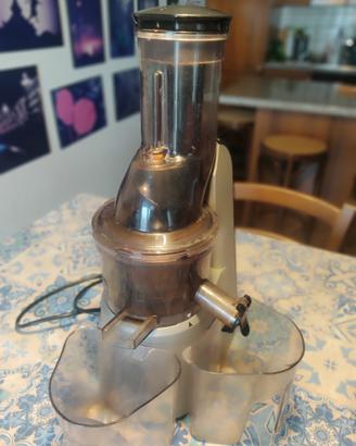 Estrattore di succo Imetec SUCCOVIVO SJ 1000