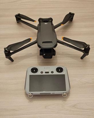 DIJI MAVIC 3 PARI AL NUOVO