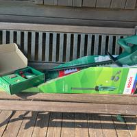 Tagliasiepi e Trapano Bosch - unaBatteria  inclusa