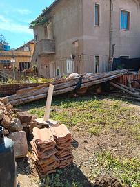 Travi e travetti  in castagno 