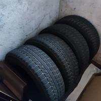 cerchi in ferro da 16' completi di gomme
