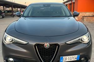 Alfa Romeo Stelvio 2.2 Turbodiesel 190 CV AT8 Q4 S