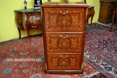 Scarpiera stile Napoleone III tre ripiani intarsi