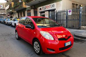 Toyota Yaris 1.0 5 porte