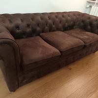 Divano Chesterfield 3 posti – Marrone scuro