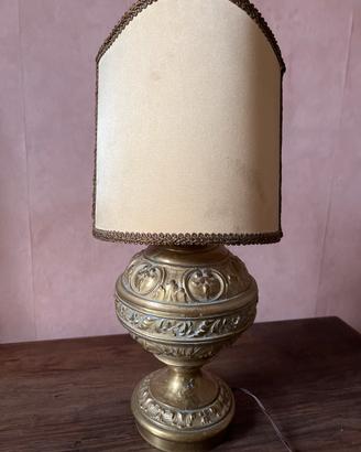 Lampada da tavolo d'antiquariato