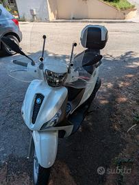 Scooter Piaggio Medley 125