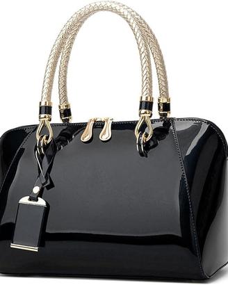 BORSA TOTE VERNICE NERA MANICI ORO E TRACOLLA