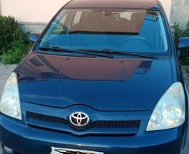 TOYOTA Verso - 2005