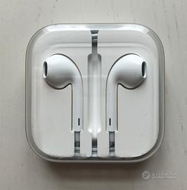 Apple Auricolari originali. Mai usati. Nuovi