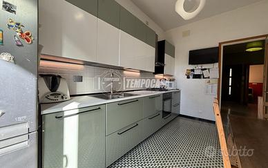 BIFAMILIARE IN CENTRO A RIVOLI