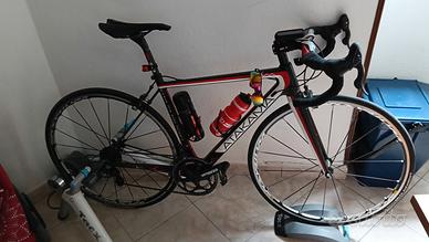 bici atakama in carbonio