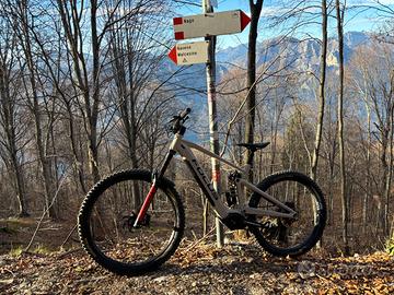 Focus Sam2 taglia L (mullet) anno 2023