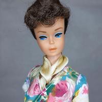 Vintage 1962 brunette BARBIE #6