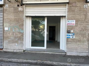NEGOZIO A SAN GIORGIO A CREMANO