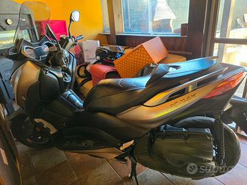 yamaha x-max 400 abs