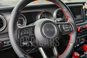 COPRIVOLANTE Auto da Cucire Pelle e Cuciture ROSSE