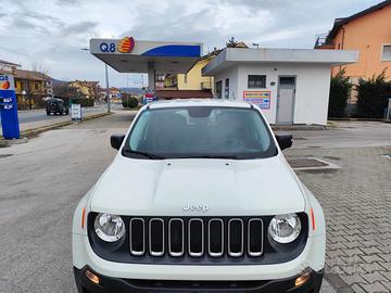 Jeep reenegate 2017