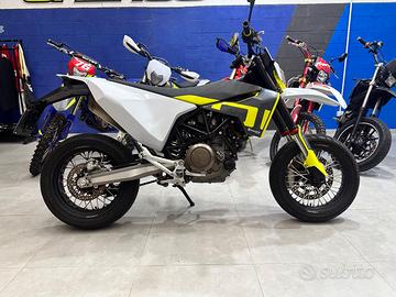 Husqvarna 701 Supermoto