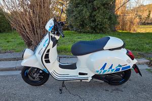 Piaggio Vespa GTV 300cc 140° anniversario 2024
