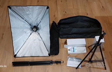 SET di 2 luci, 2 piantane,  per studio fotografico