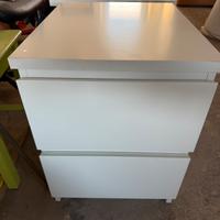 IKEA comodini MALM