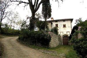 Rustico / Casale di 295 m² con più di 5 locali e b