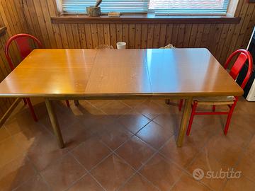 Tavolo allungabile