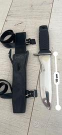 Coltello sub Squalo