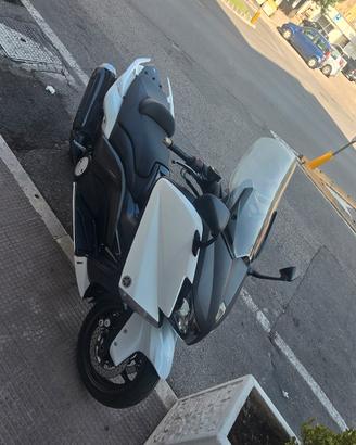 yamaha t max 530
