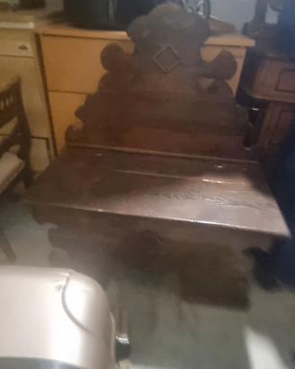 Panca in legno con contenitore