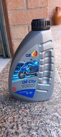 Olio per motorino e auto 