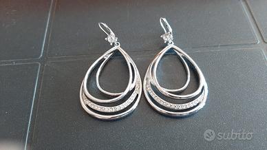 Orecchini a goccia Magnolia