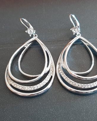 Orecchini a goccia Magnolia